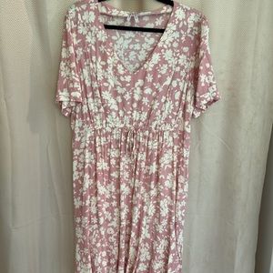 Seraphine maternity and nursing dress NWOT size 12 US